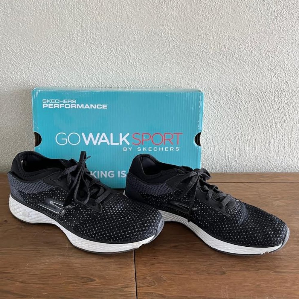 Skechers Performance, size 6.5, black/white